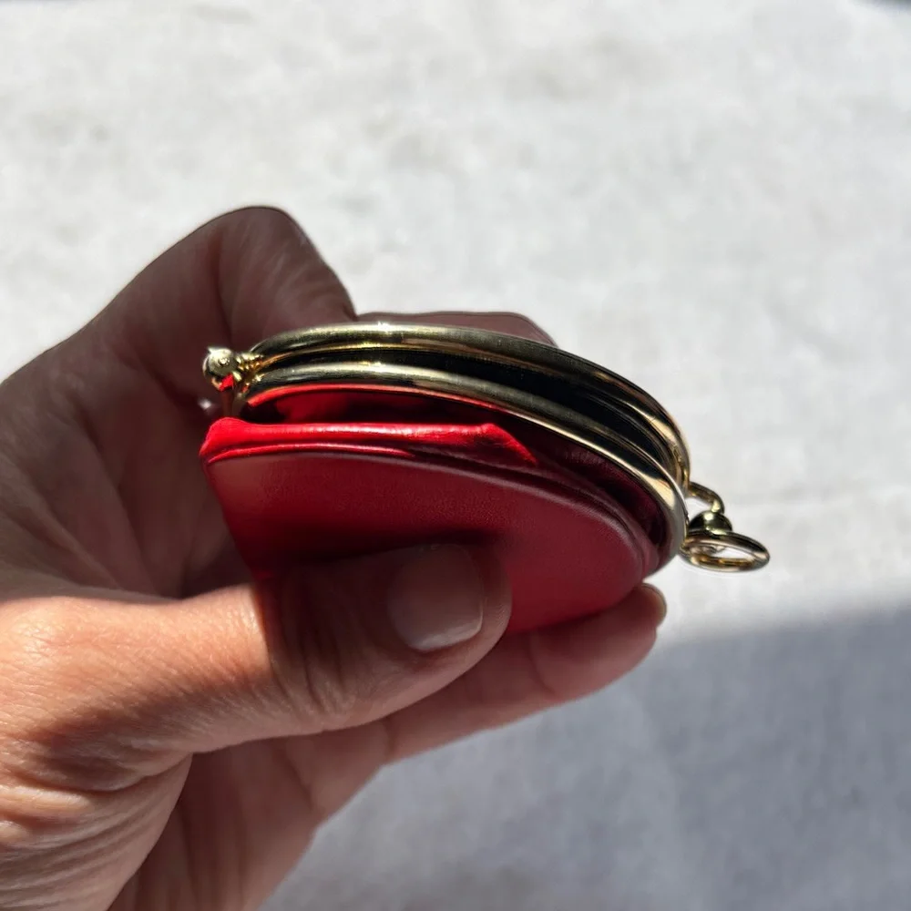 Vintage Dior Red and Gold Women's Jewelry Storage bag - Picture 16 of 16